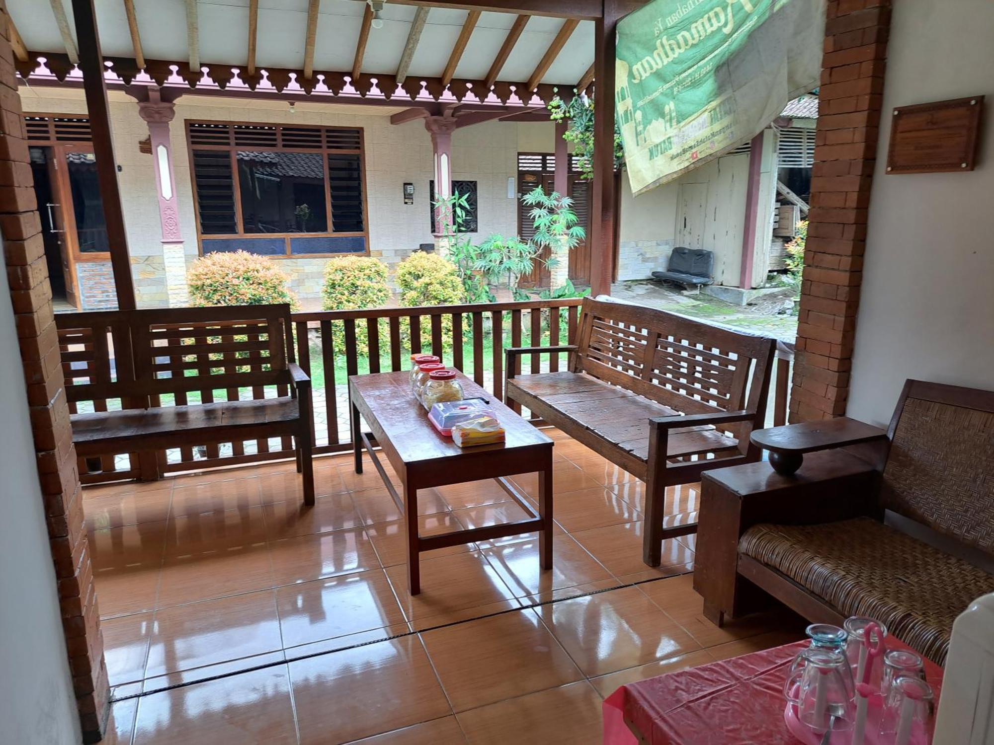 Romadhoni Homestay Magelang Exteriér fotografie