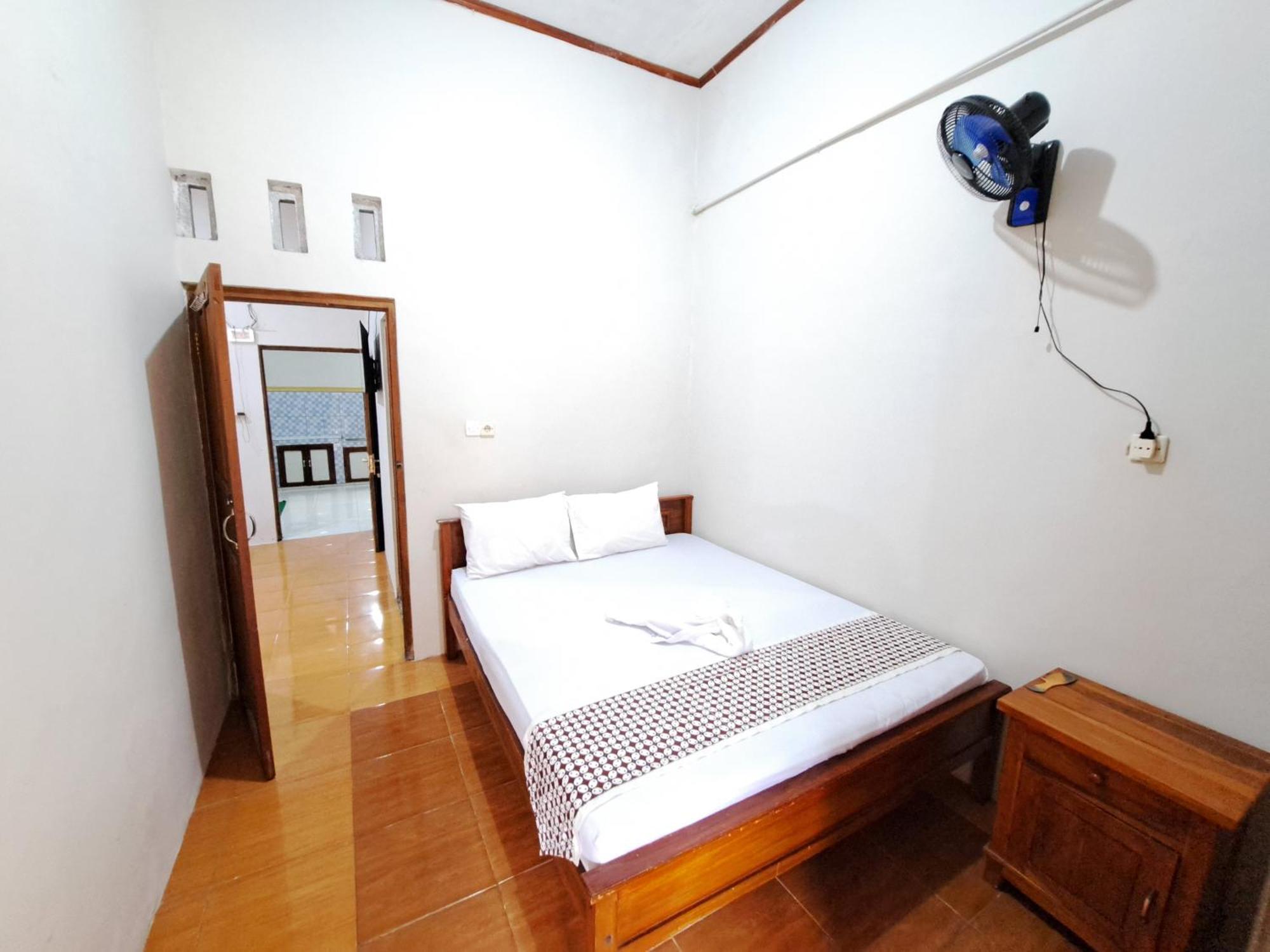 Romadhoni Homestay Magelang Pokoj fotografie
